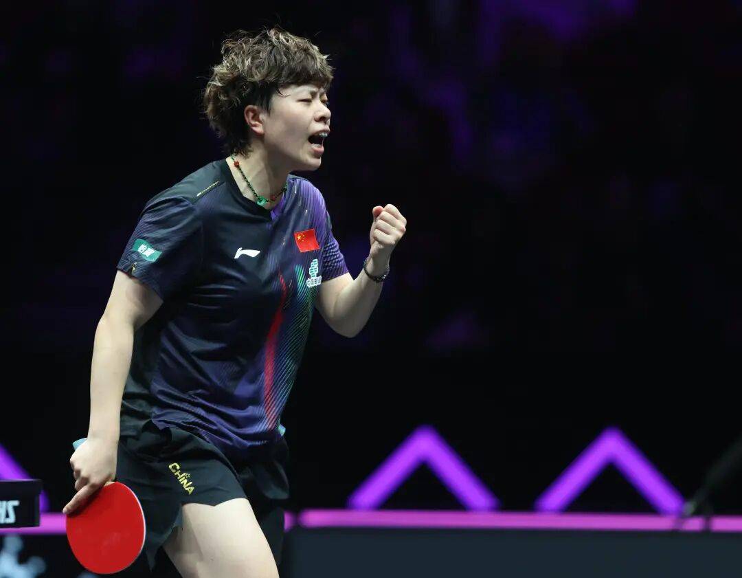 王楚钦零封格罗特，王艺迪胜汉娜 | 重庆冠军赛